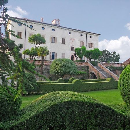 Bed and Breakfast Castello Di Coazzolo Neive Exterior foto