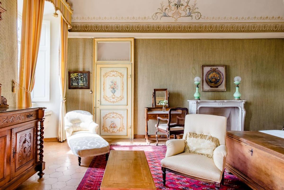 Bed and Breakfast Castello Di Coazzolo Neive Habitación foto